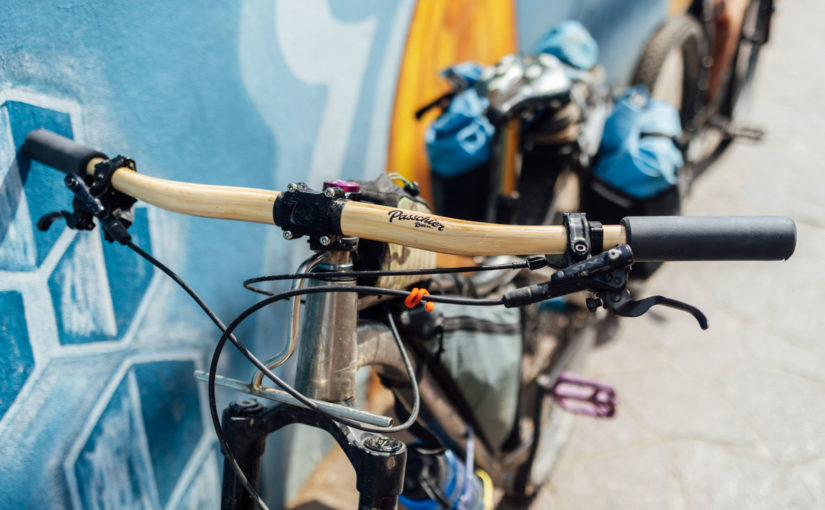 Passchier Gump Review: BAMBOO HANDLEBARS!? – Bikepacking.com